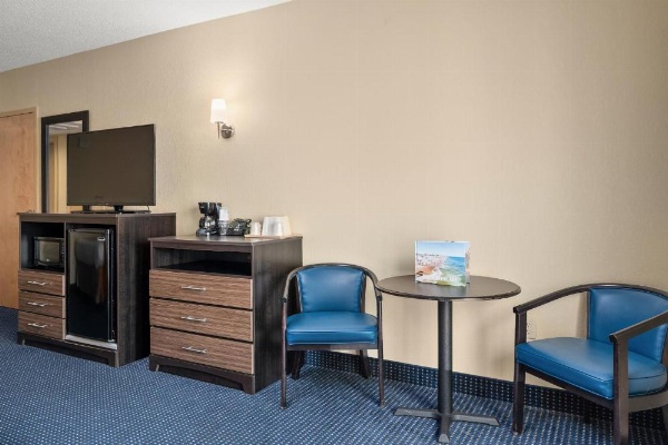Crystal Beach Hotel image 30