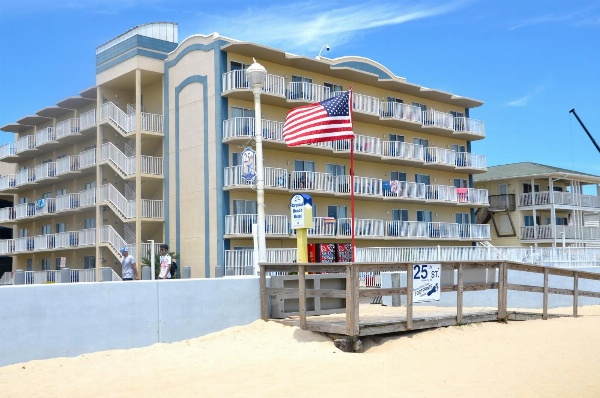 Crystal Beach Hotel image 7